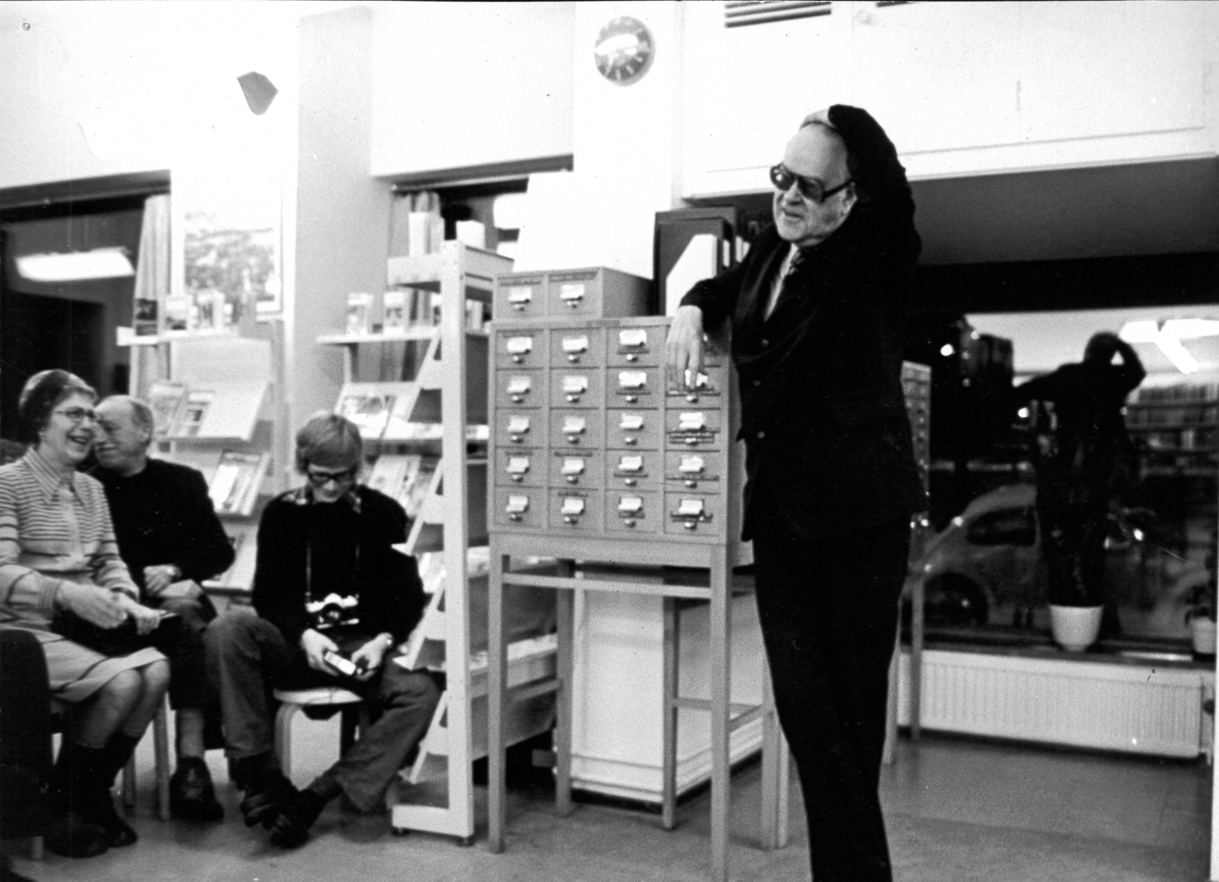 Tage Erlander på Bagarmossens bibliotek 1970-1975